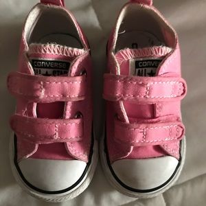 PINK CONVERSE